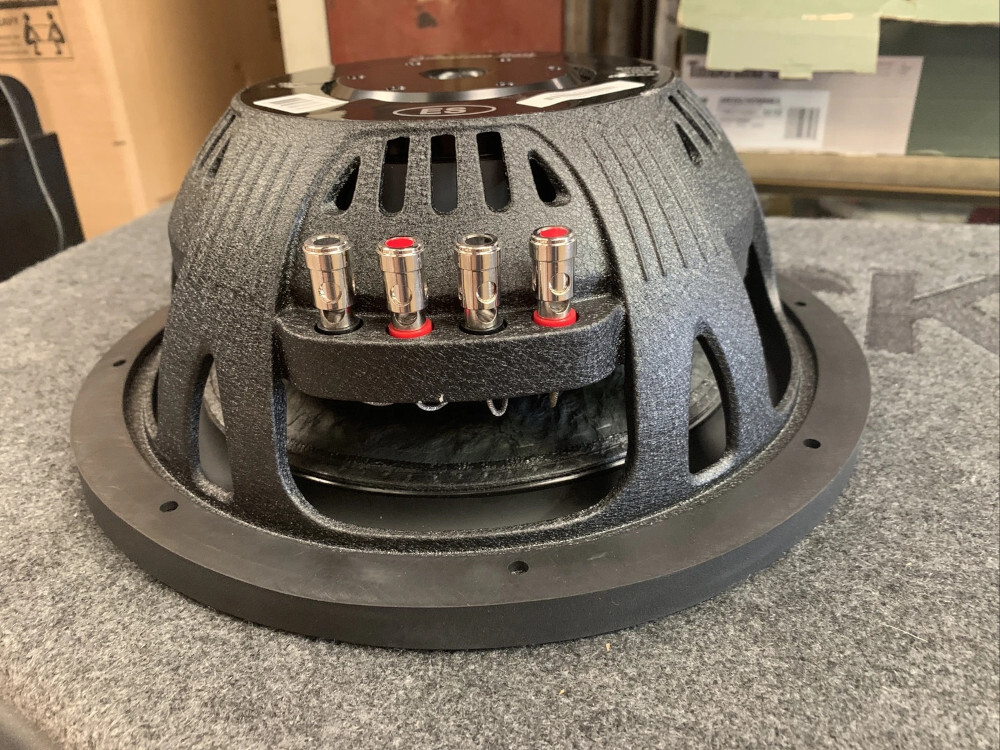 American Bass ES 12 Slim Subwoofer Rear Photo of Basket and Magnet